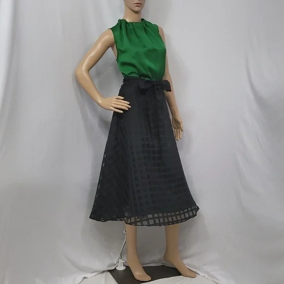 English Factory Red Plaid Organza Fit And Flare Holuday Skirt - Picture 4 of 15